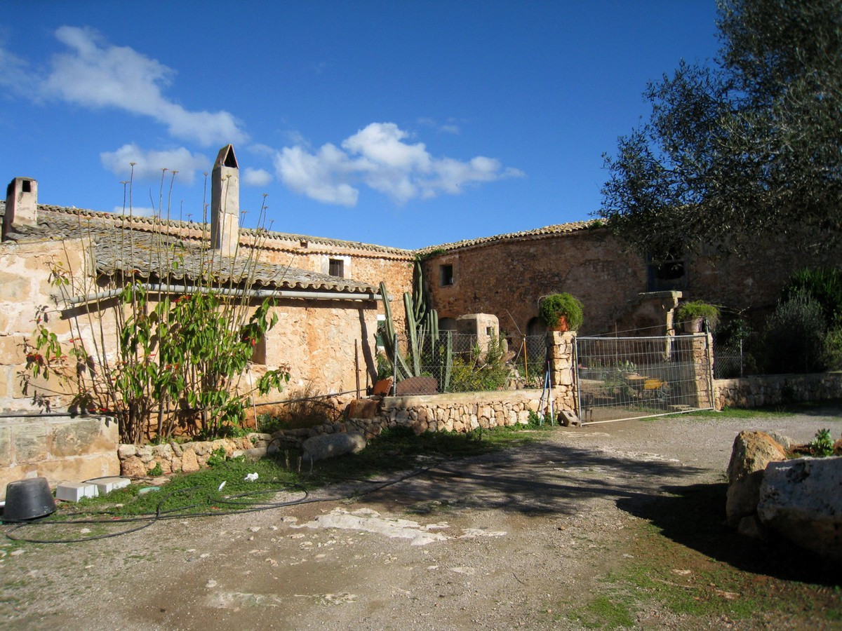 Qlistings - House in Son Ferriol, Mallorca Property Image