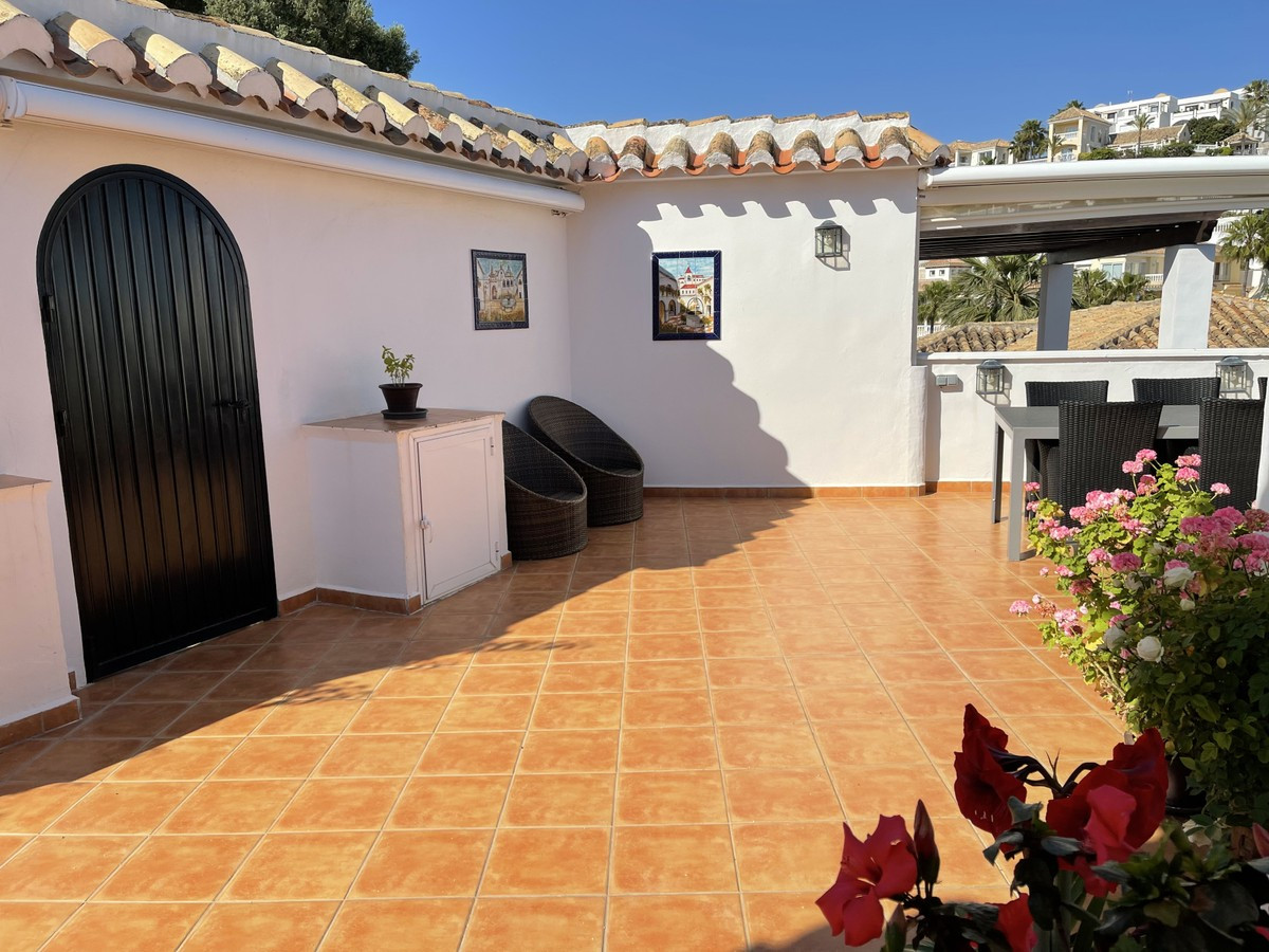 Qlistings - Magnificent House Villa in Riviera del Sol, Costa del Sol Property Image