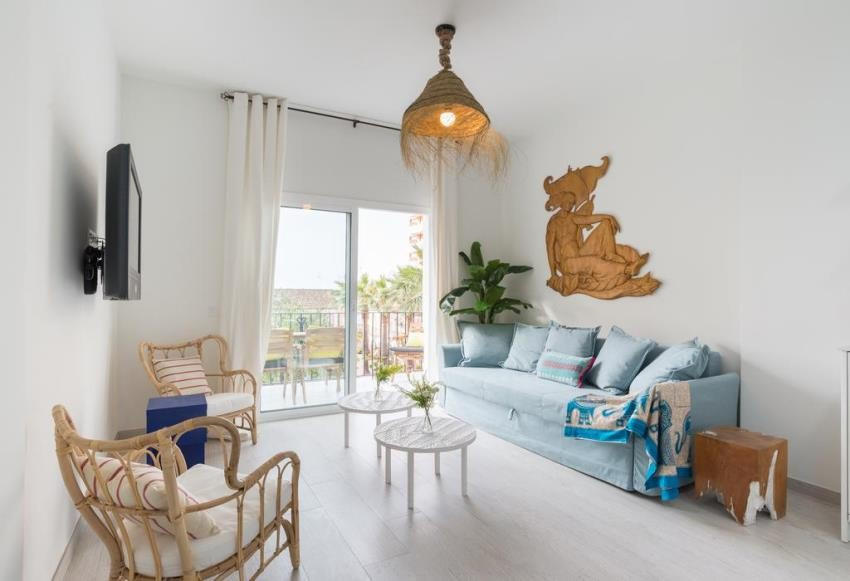 Qlistings - Magnificent 4 Bedroom Penthouse in Puerto Banús Property Thumbnail