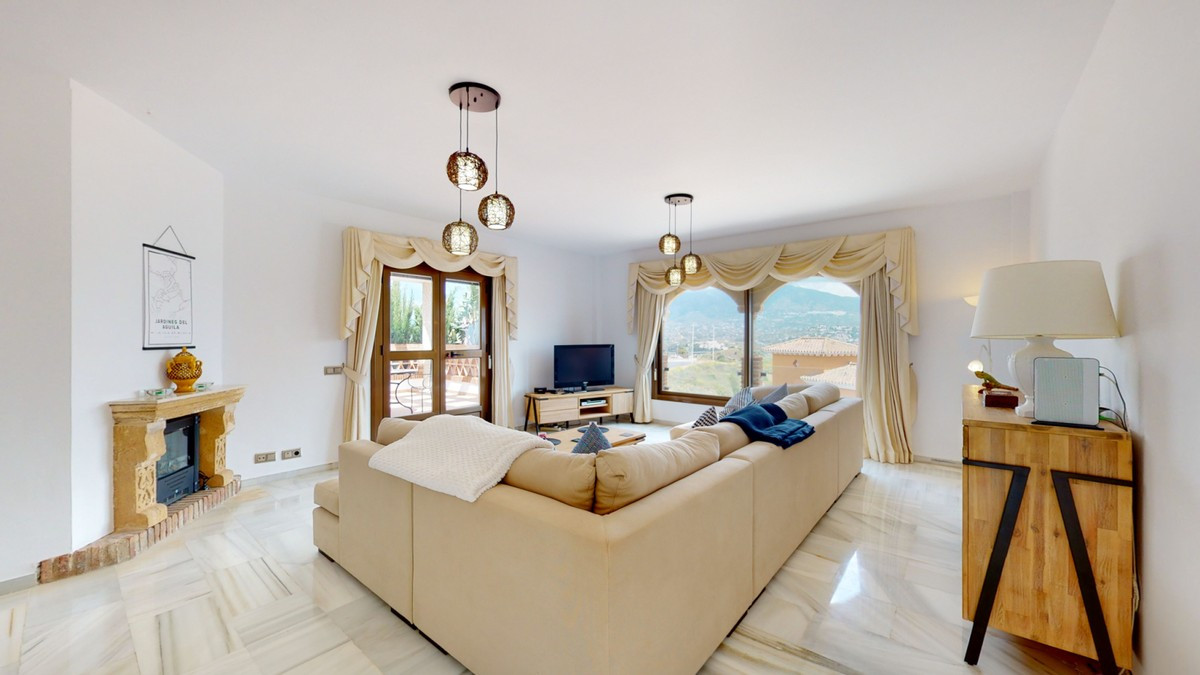 Qlistings - Amazing House in Mijas, Costa del Sol Property Image