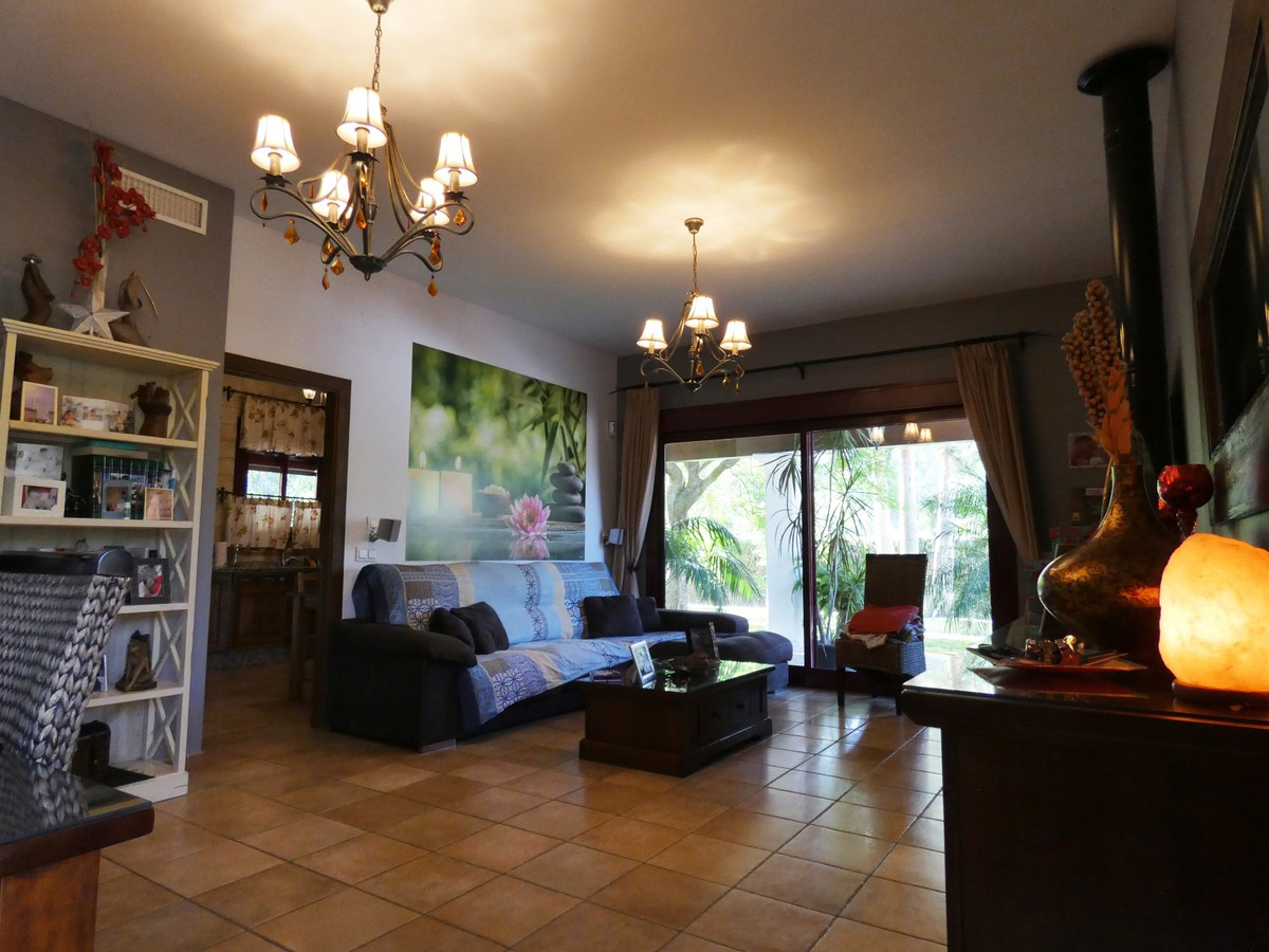 Qlistings - Beautiful House in Coín, Costa del Sol Property Image
