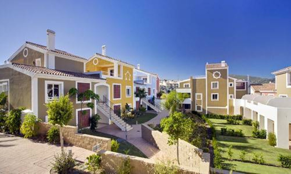 Qlistings - House in Atalaya, Costa del Sol Property Image