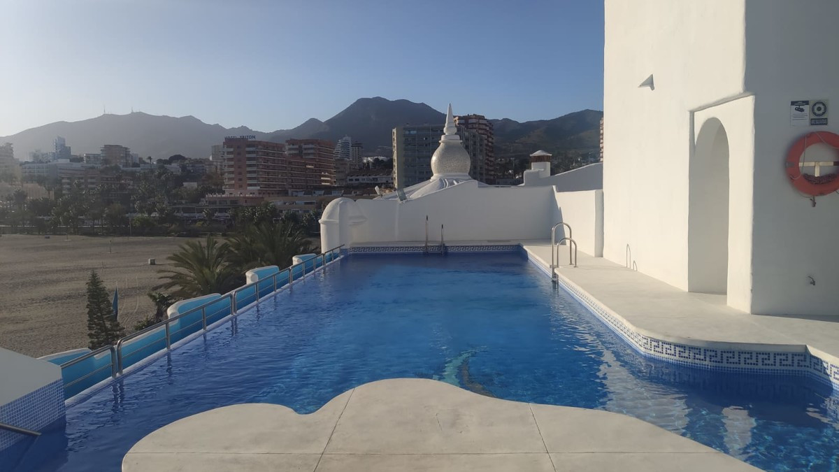 Qlistings - Modern and Spacious Apartment  in Benalmadena Costa, Costa del Sol Property Image