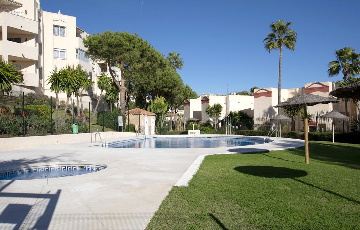 Qlistings - Lovely 3 bedrooms Town House in Benahavís, Costa del Sol Property Thumbnail
