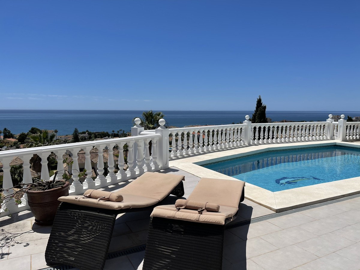 Qlistings - Magnificent House Villa in Riviera del Sol, Costa del Sol Property Image