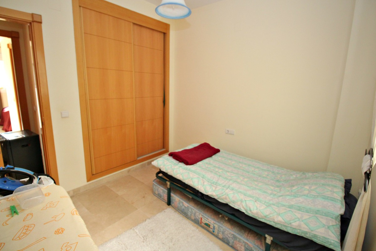 Qlistings - 2 Bedrooms Apartment in Benalmadena, Costa del Sol Property Image