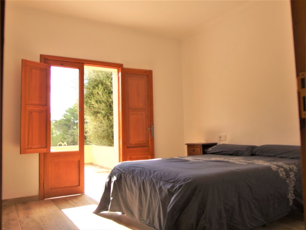 Qlistings - Beautiful 4 Bedrooms House in Llucmajor, Mallorca Property Image