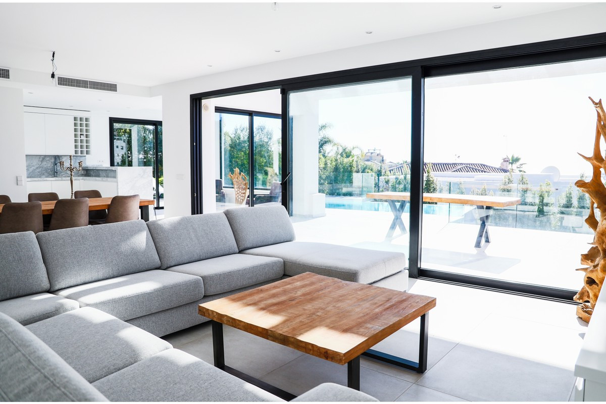 Qlistings - Modern House Villa in Mijas, Costa del Sol Property Image