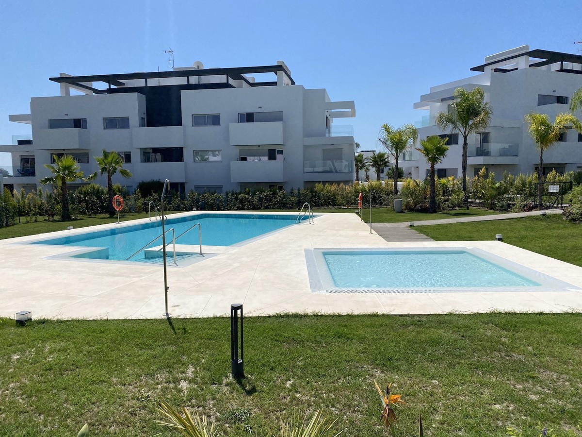 Qlistings - New Modern 3 Bedroom Apartment in Atalaya, Costa del Sol Property Image