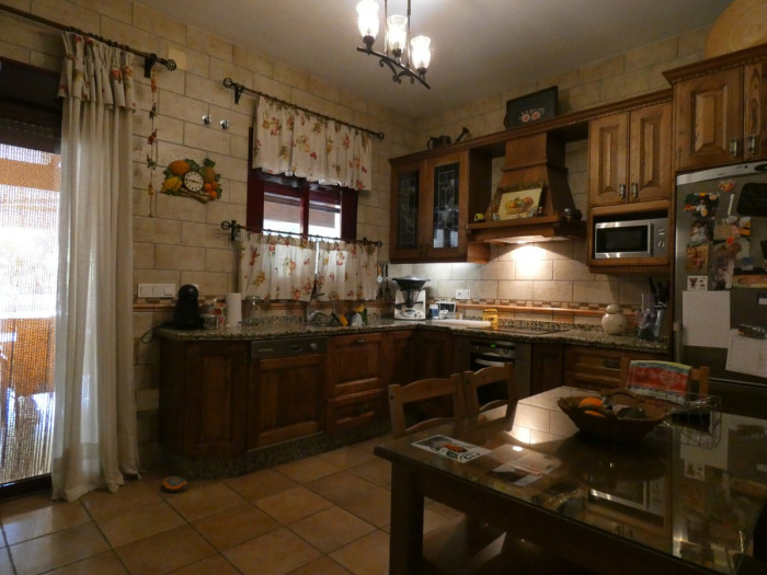 Qlistings Beautiful House in Coín, Costa del Sol image 5