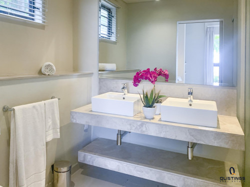 Qlistings Tamarin, Mauritius 4 Bedroom Beachfront Apartment image 6