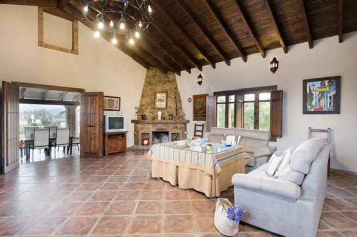 Qlistings comfortable and spacious House in Mijas, Costa del Sol image 7