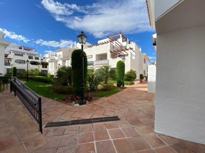 Qlistings Apartment in San Pedro de Alcántara, Costa del Sol image 7