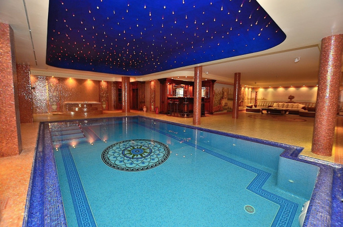 Qlistings Exclusive Villa with Stunning Sea Views in Benalmadena Costa, Costa del Sol image 6