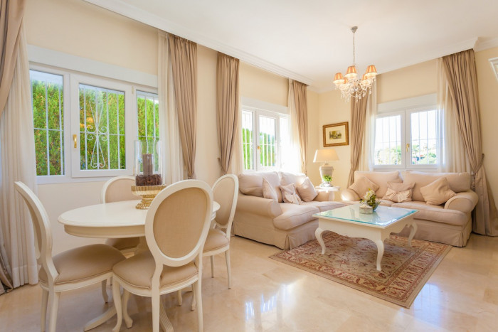 Qlistings Detached Villa  in Elviria, Costa del Sol image 3