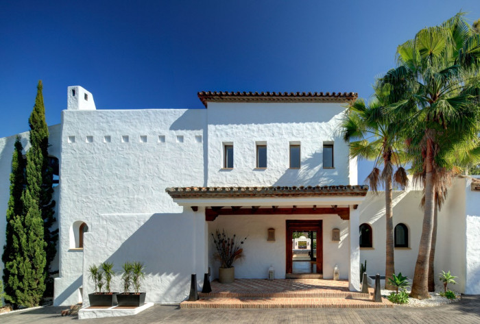 Qlistings - Contemporary villa in La Alquería Property Thumbnail