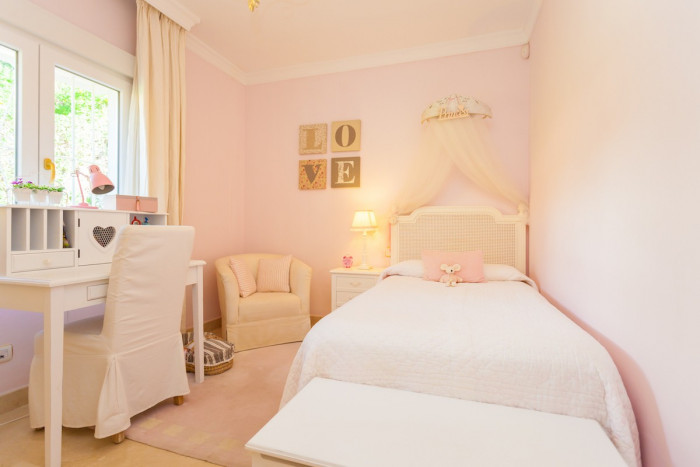 Qlistings Detached Villa  in Elviria, Costa del Sol image 7