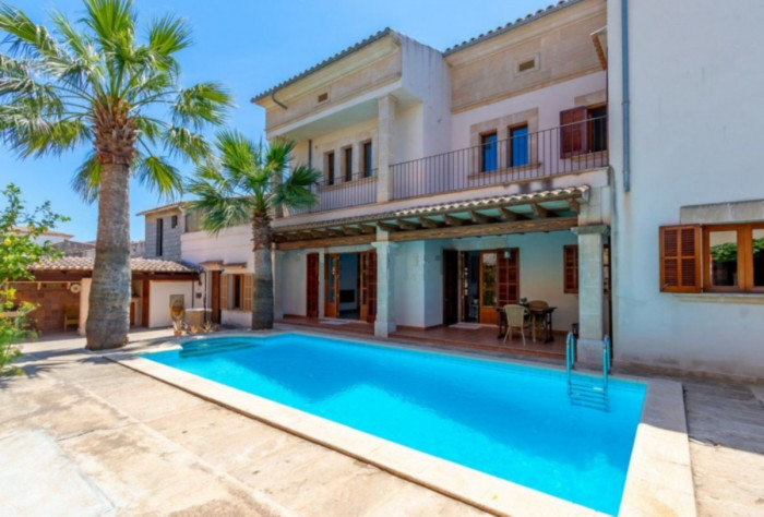 Qlistings Lovely House in Llucmajor, Mallorca image 1