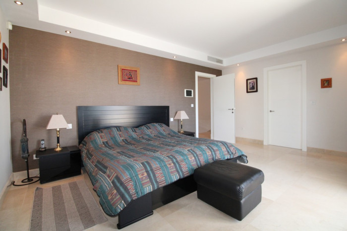 Qlistings House in Sierra Blanca, Costa del Sol image 6
