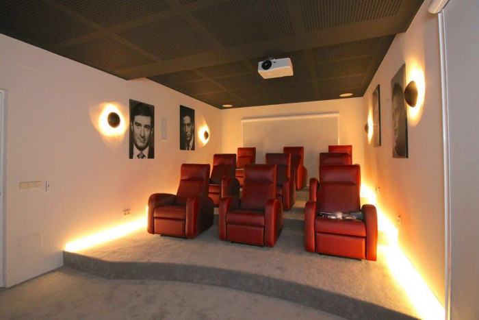 Qlistings Arabic Style House in Aloha, Costa del Sol - image 3