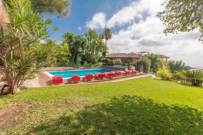 Qlistings - Beautiful House in Guadalmina Baja, Costa del Sol Property Thumbnail