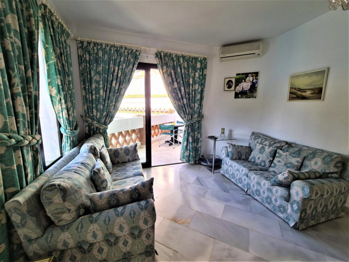 Qlistings Apartment in Calahonda, Costa del Sol image 5