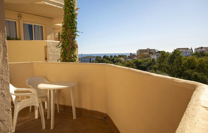 Qlistings Apartment in Riviera del Sol, Costa del Sol image 2