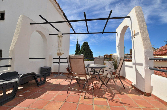 Qlistings Wonderful Apartment with Great Terrace in Benalmadena Costa, Costa del Sol image 1