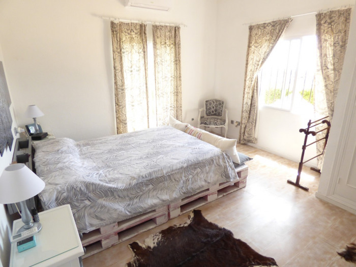 Qlistings 5 Bedrooms House Villa in Mijas, Costa del Sol image 4