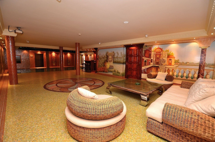Qlistings Exclusive Villa with Stunning Sea Views in Benalmadena Costa, Costa del Sol image 7