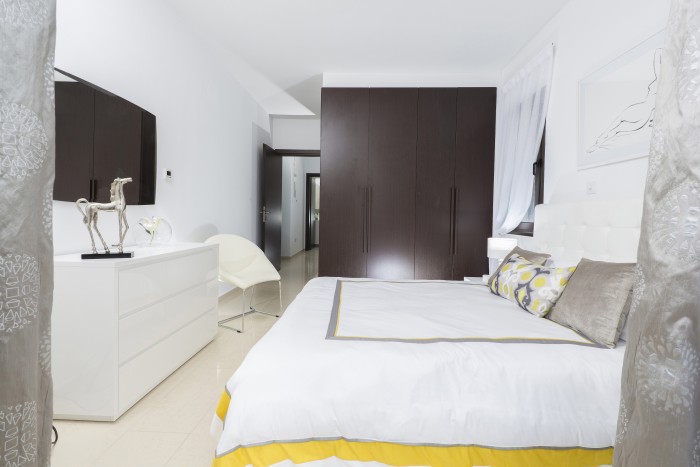 Qlistings Aphrodite Gardens image 1