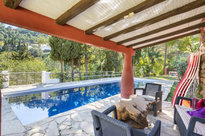 Qlistings Unique House in Benahavís, Costa del Sol image 8