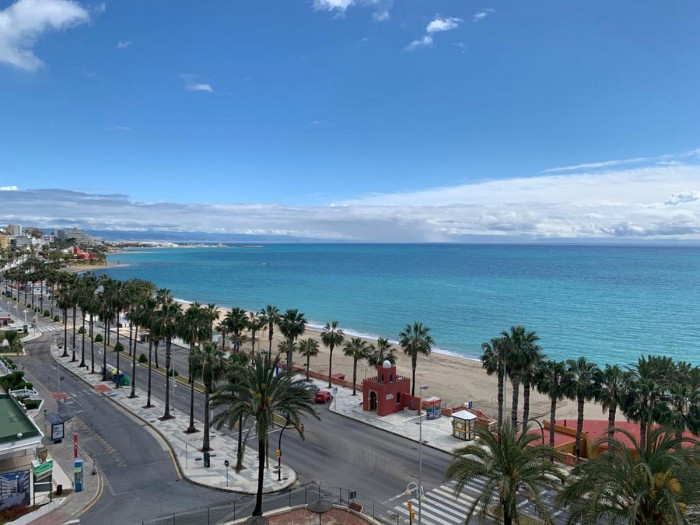 Qlistings - Newly Renovated Apartment on the beachfront in Benalmadena Property Image