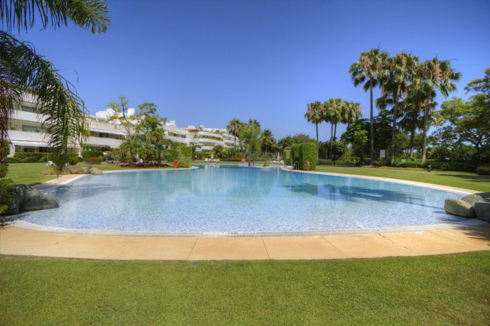 Qlistings - Townhouse in Cancelada, Costa del Sol Property Thumbnail