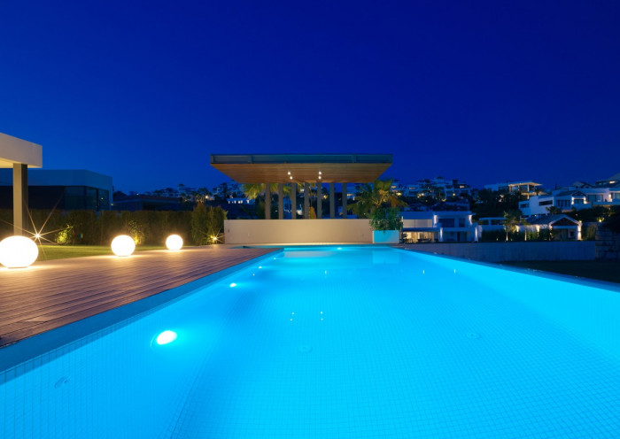 Qlistings House in Benahavís, Costa del Sol  in Capanes image 7