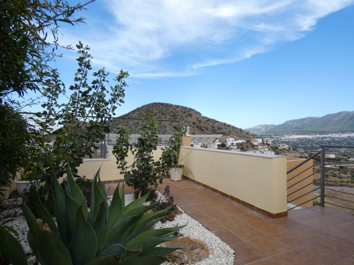 Qlistings Lovely Spacious Apartments in Coín, Costa del Sol image 8