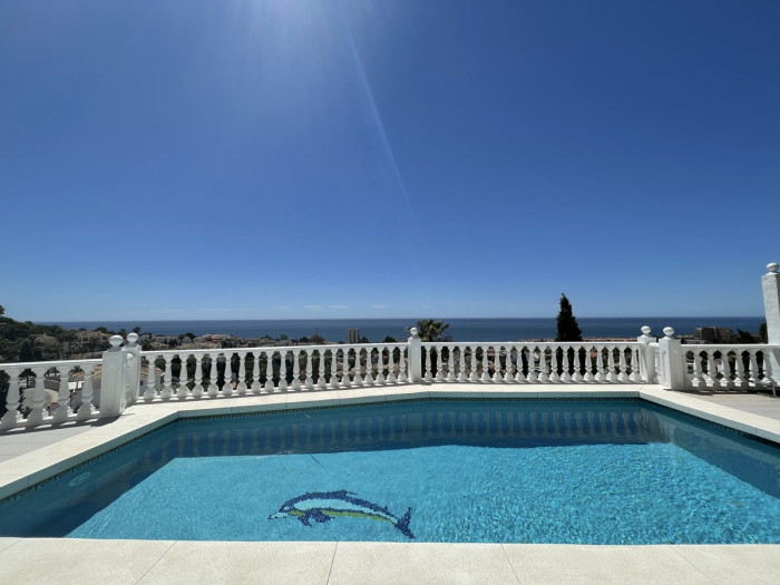 Qlistings - Great House Villa in Mijas Golf, Costa del Sol Property Thumbnail