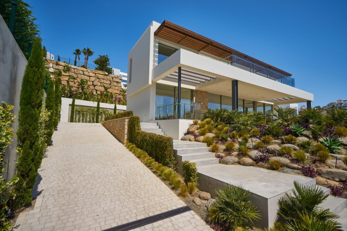 Qlistings House in Benahavís, Costa del Sol  in Capanes image 2
